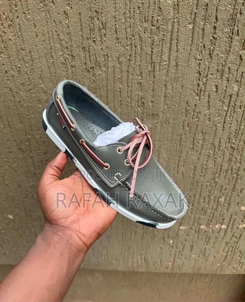 Men’S Classic Grey Sebago Dockside Boat Shoes