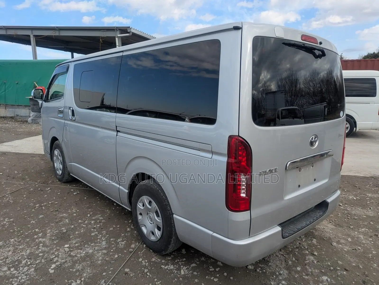 Toyota HiAce 2014 Silver