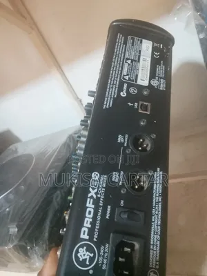 Rokit Pro Fx8v2 Mixer