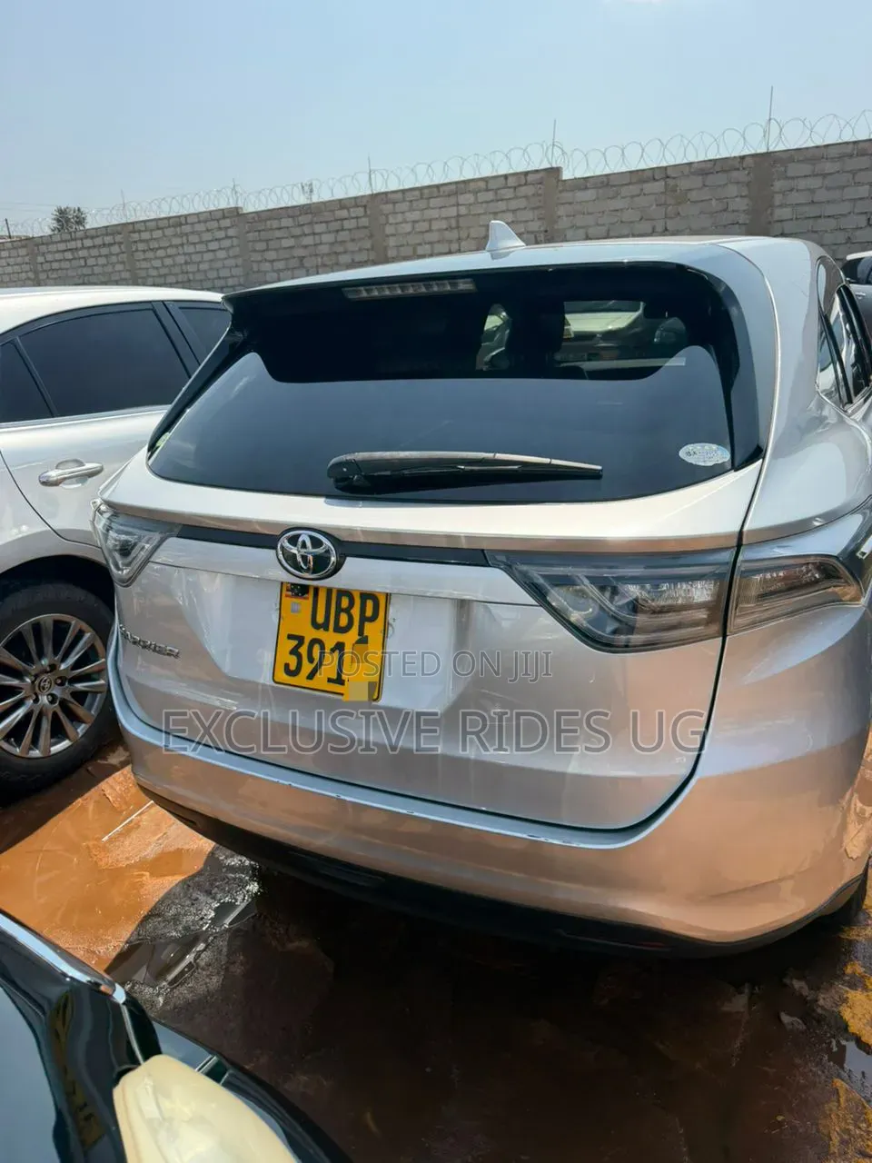 Toyota Harrier 2.0 4WD 2016 Silver