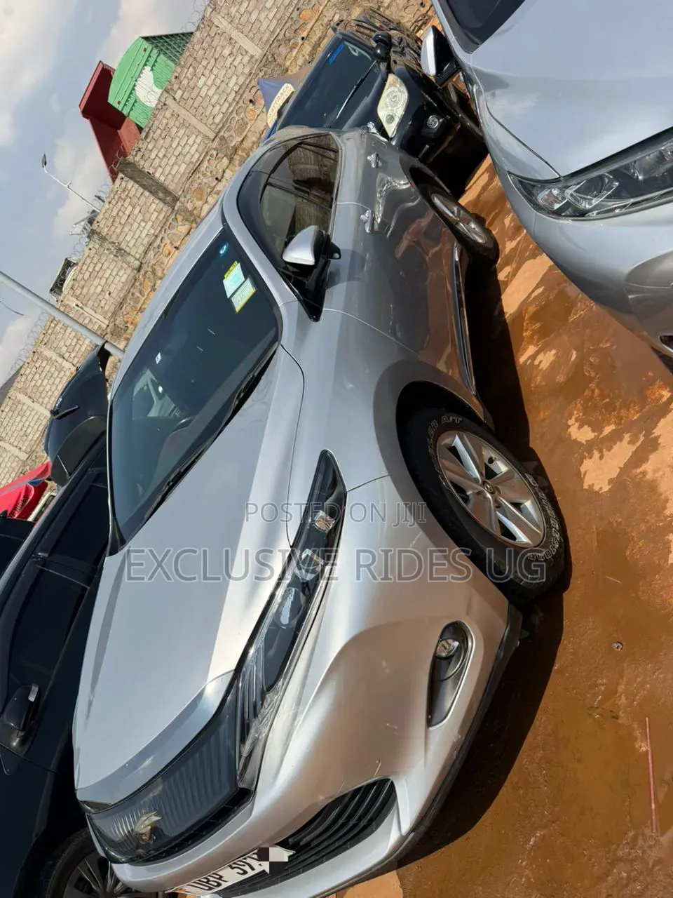 Toyota Harrier 2.0 4WD 2016 Silver