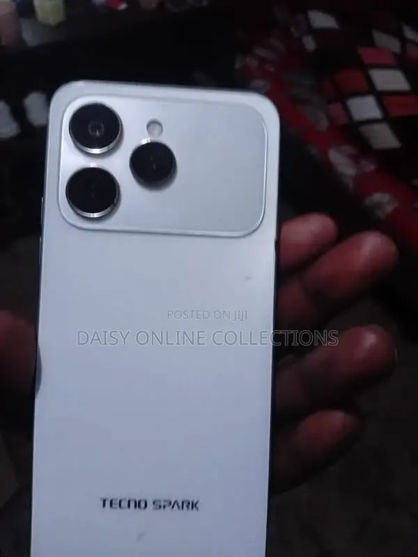 New Tecno Spark 40 128 GB White