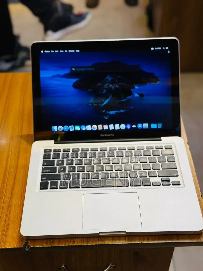 Laptop Apple MacBook 2012 8GB Intel Core i5 HDD 500GB