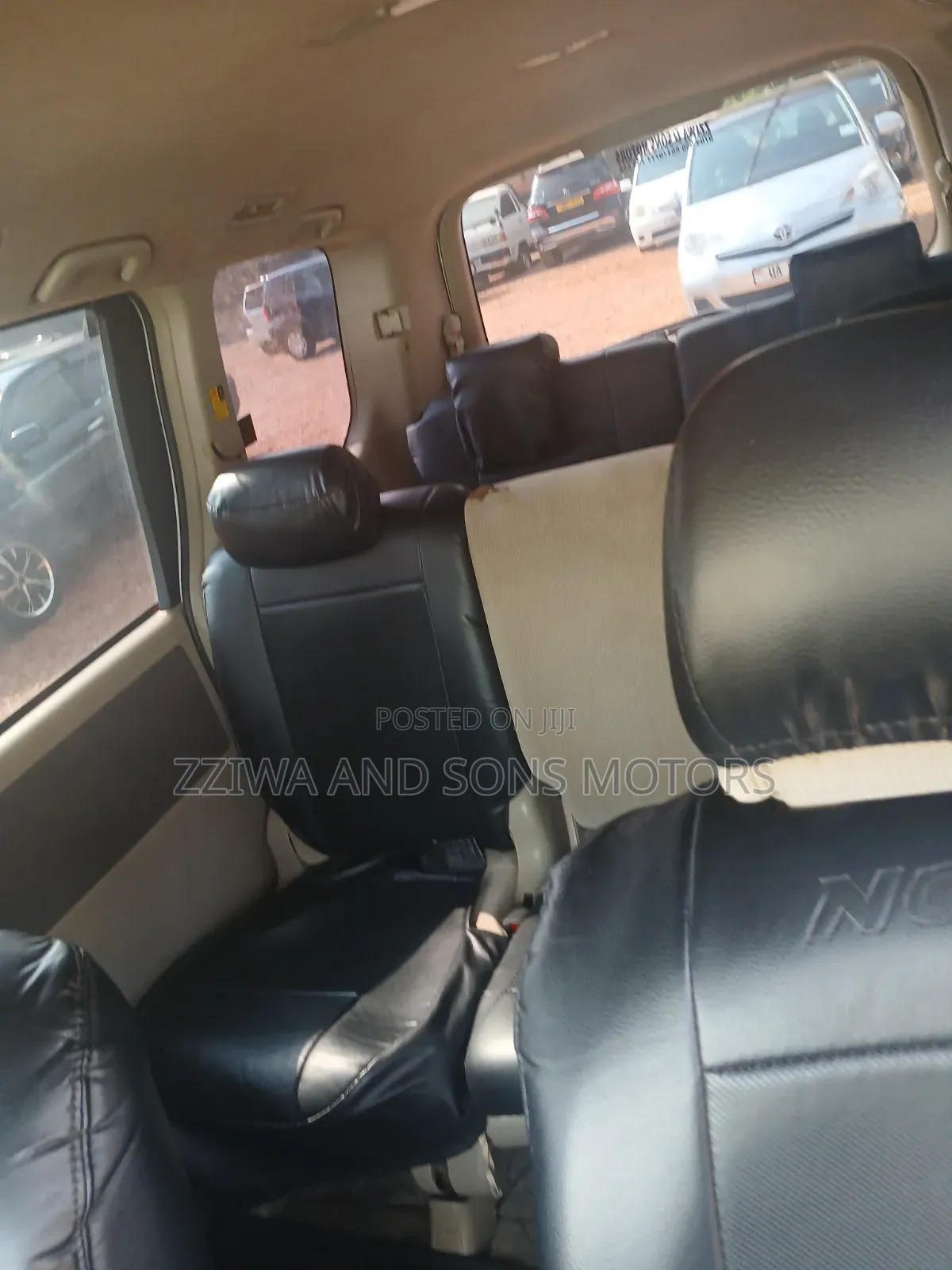 Toyota Noah 2014 White