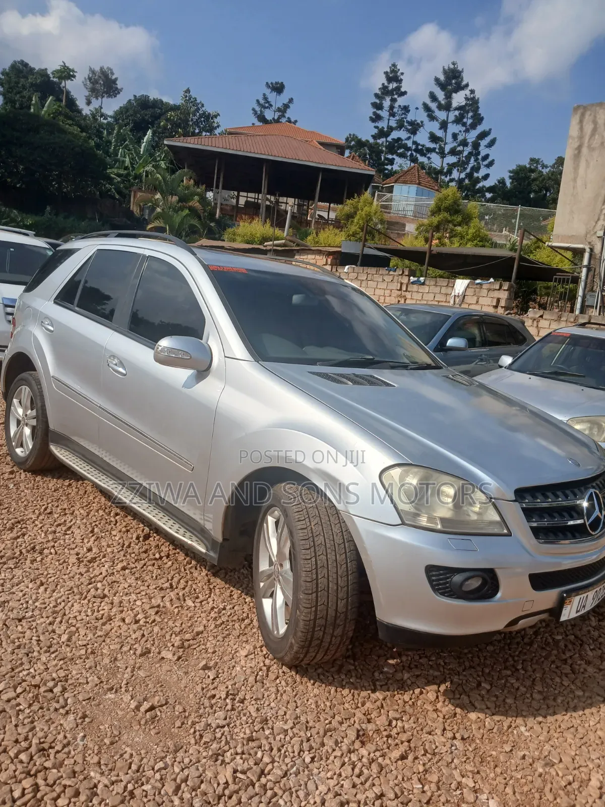 Mercedes-Benz M Class 2011 Silver