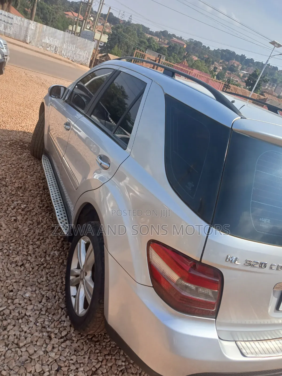 Mercedes-Benz M Class 2011 Silver