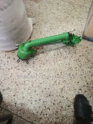 Gear Driven Rain Gun Green