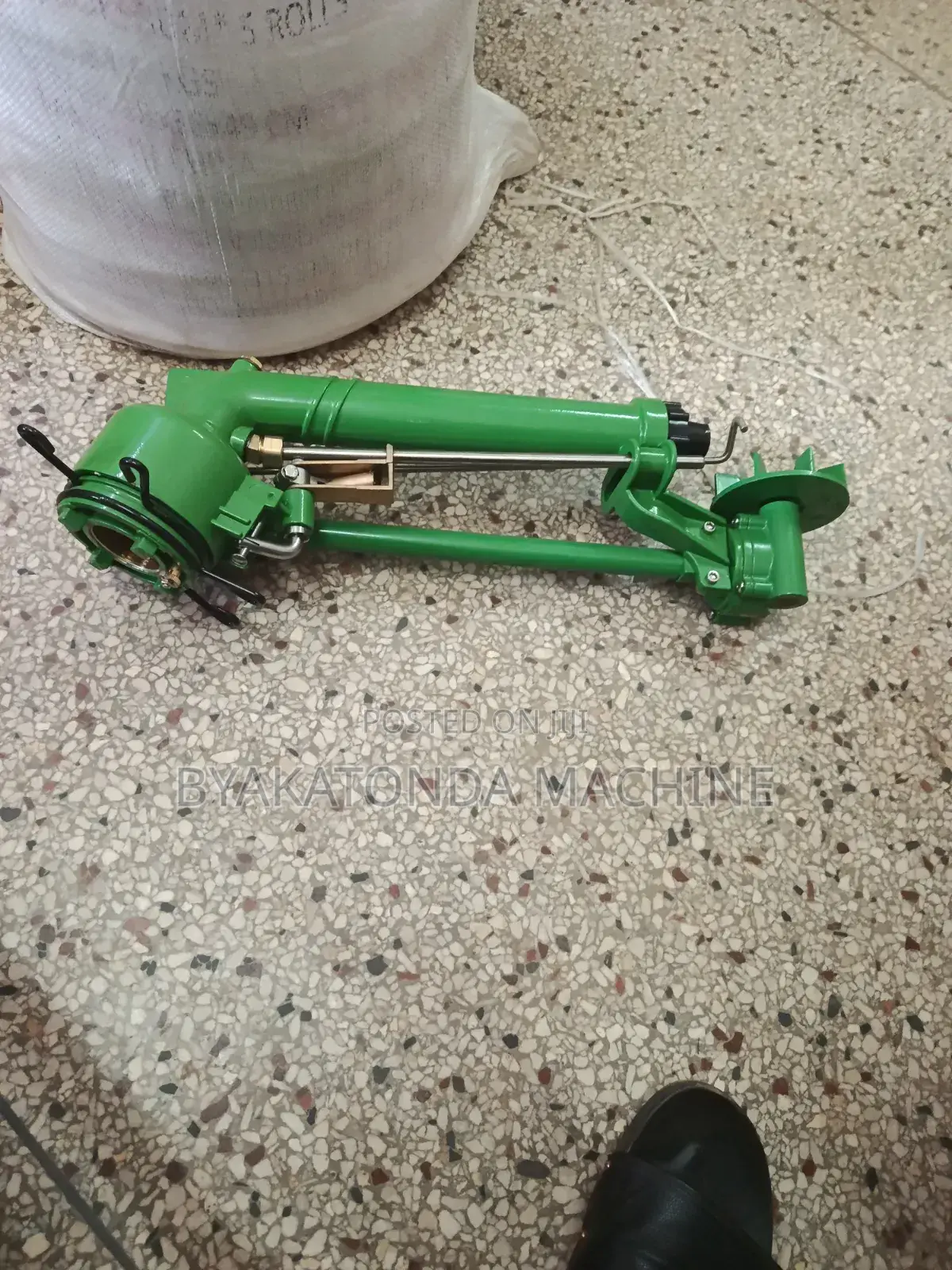 Gear Driven Rain Gun Green