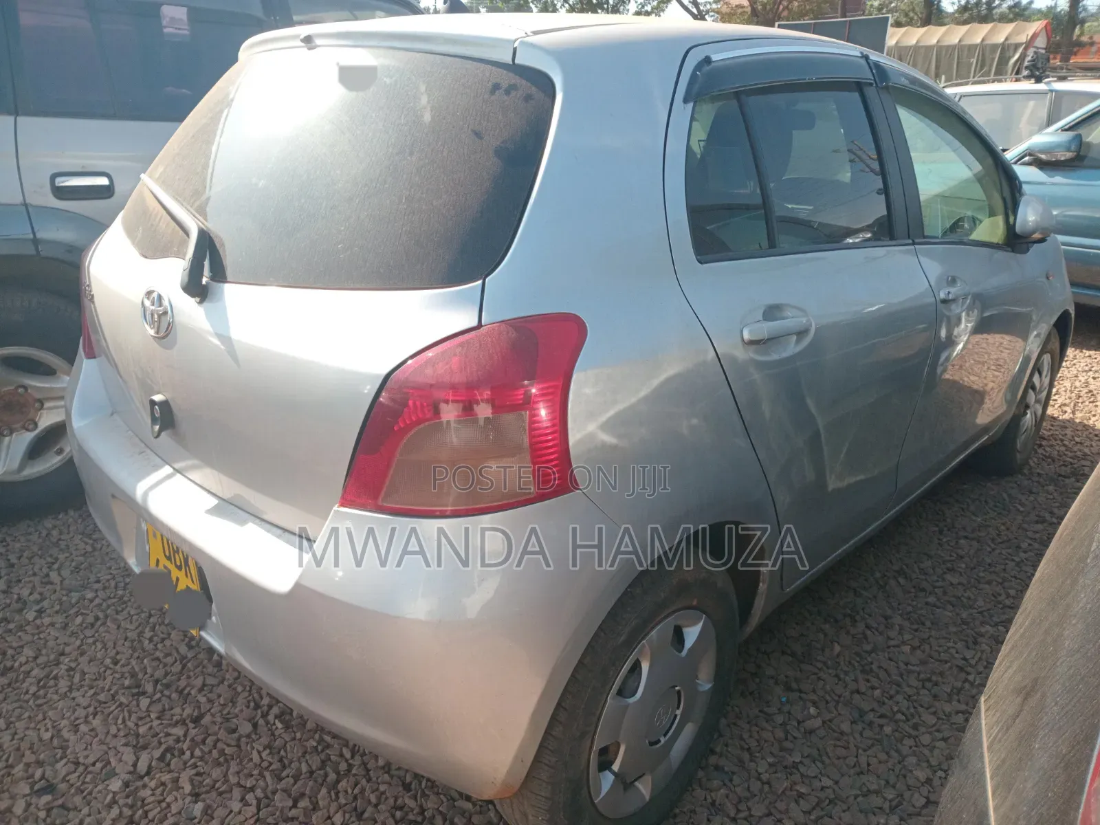 Toyota Vitz 2008 Silver