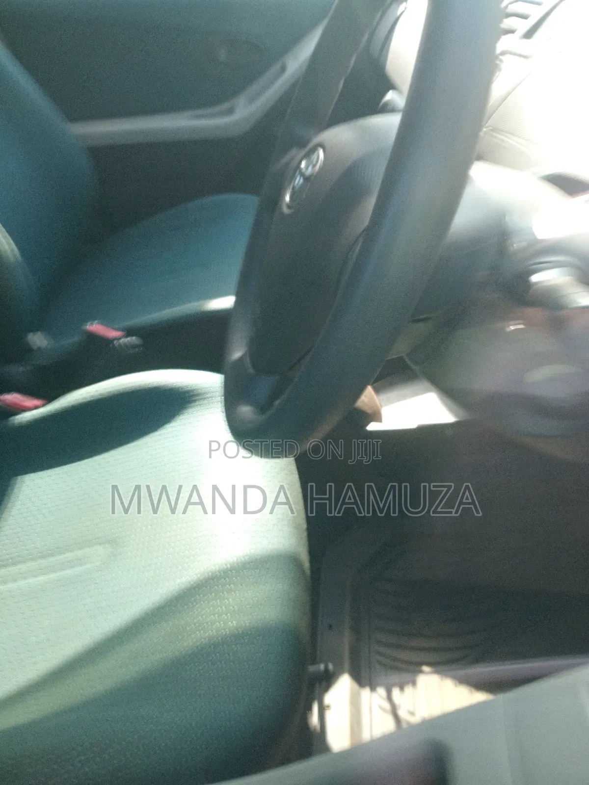 Toyota Vitz 2008 Silver