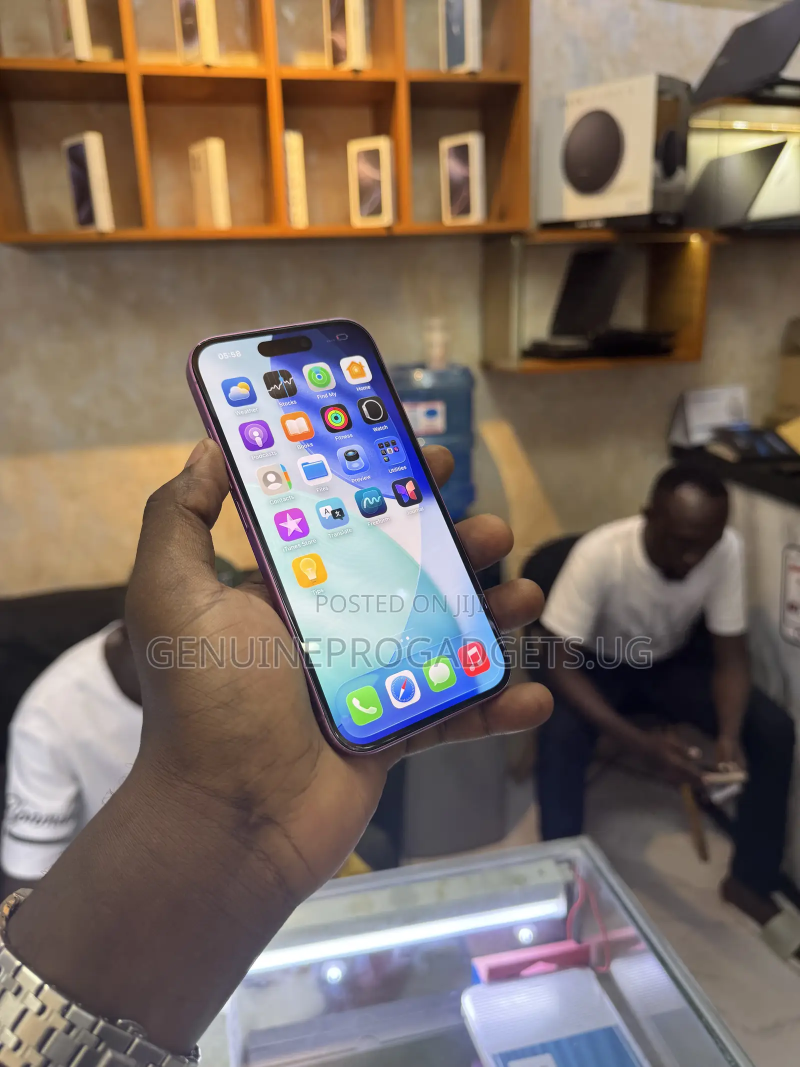 Apple iPhone 16 128 GB Pink