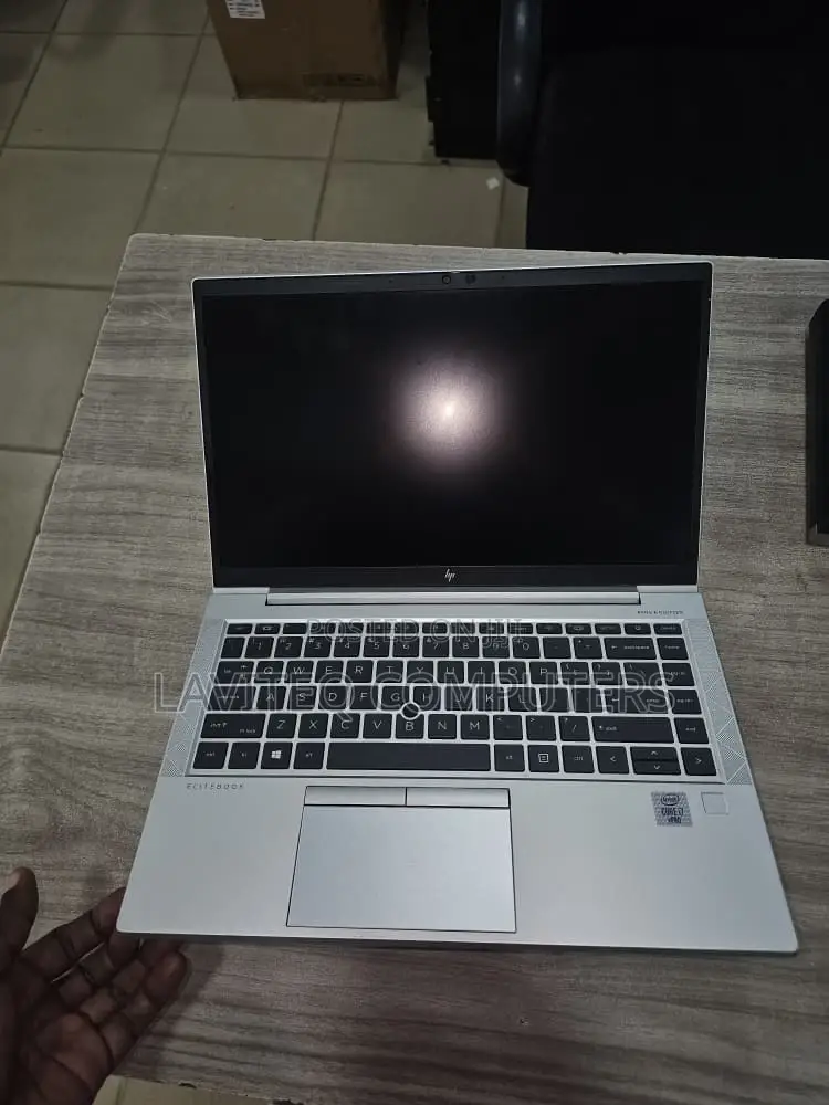 Laptop HP EliteBook 840 G8 8GB Intel Core i7 SSD 256GB
