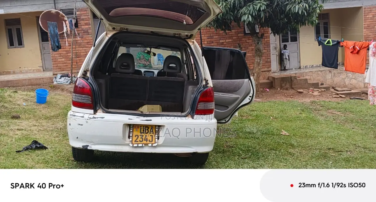 Toyota Corolla Spacio 2000 White