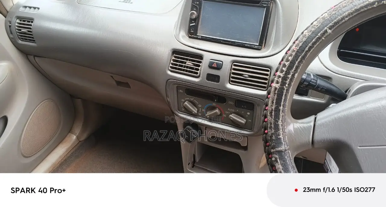 Toyota Corolla Spacio 2000 White