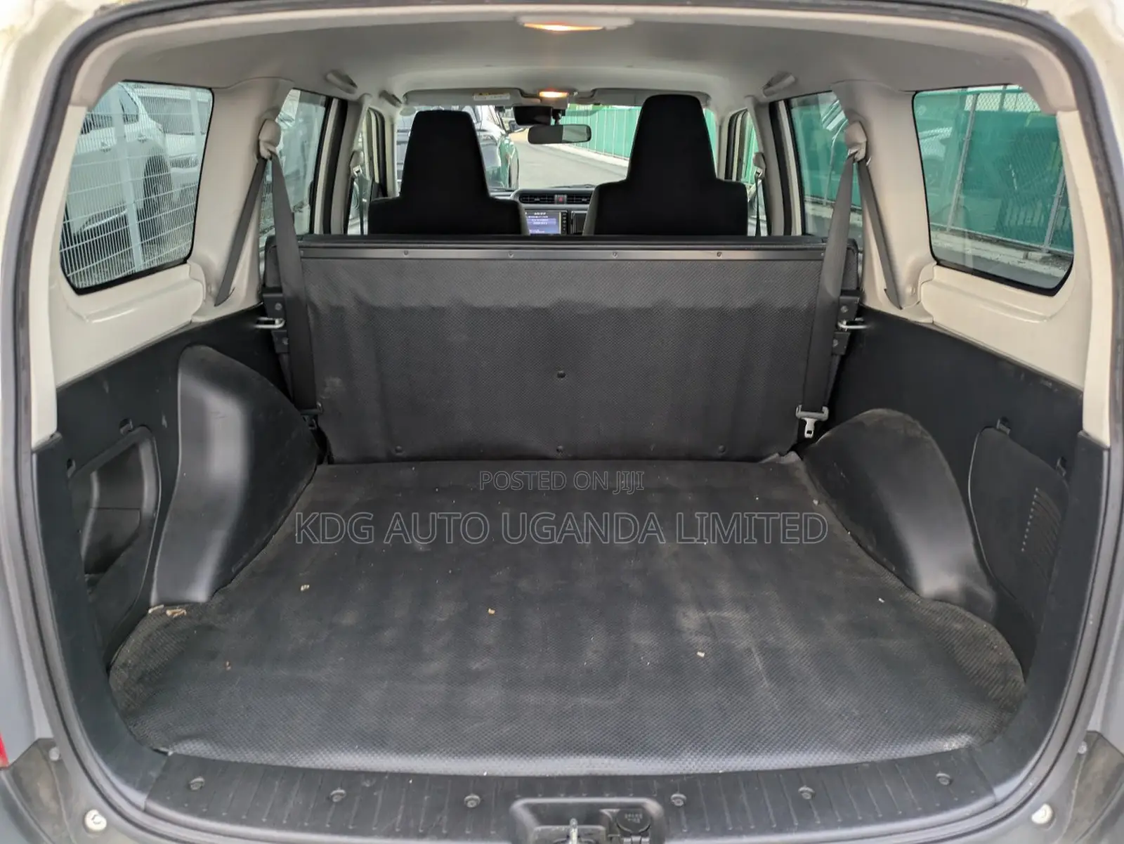 Toyota Probox 1.5 DX Comfort 2WD 2018 Pearl