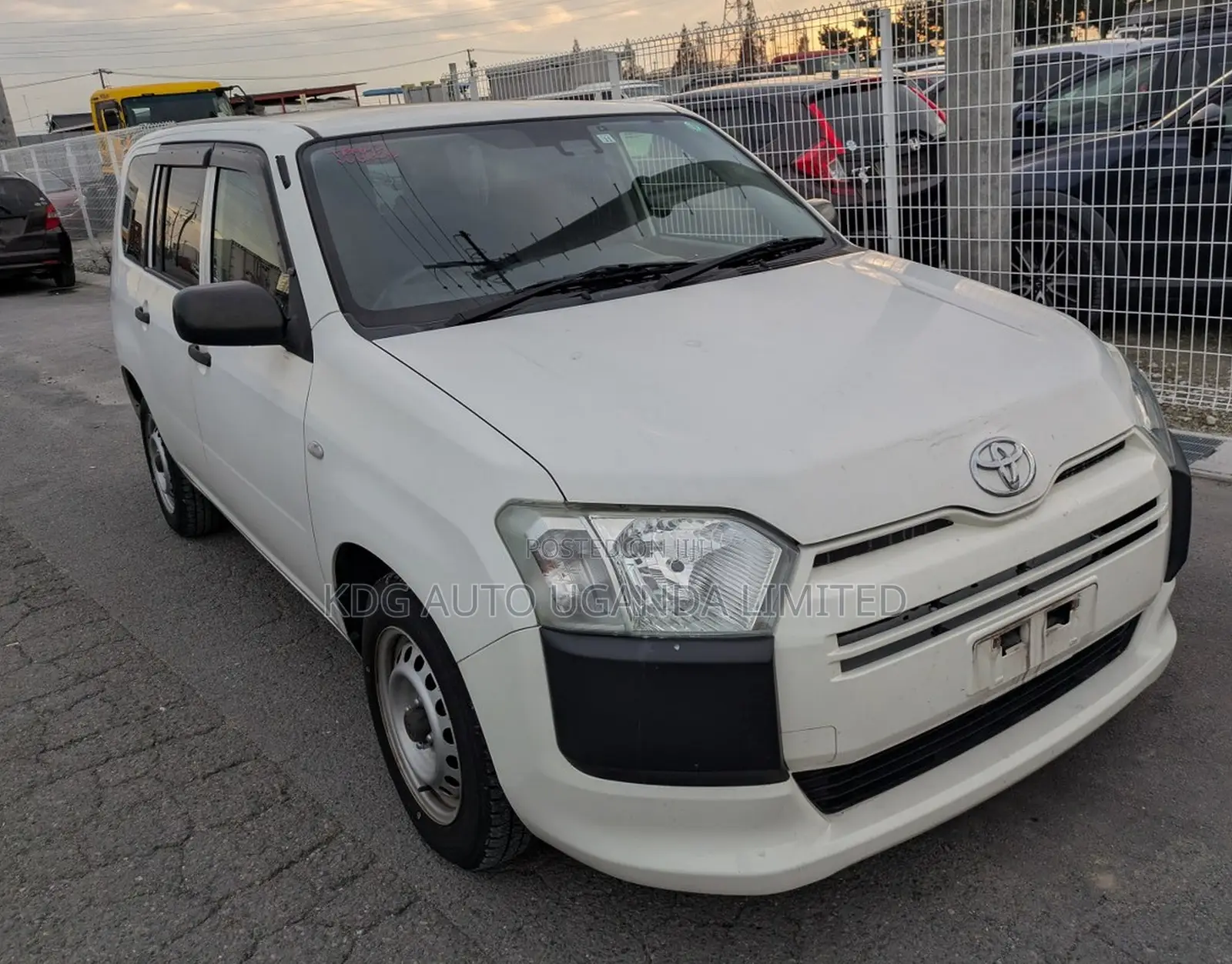 Toyota Probox 1.5 DX Comfort 2WD 2018 Pearl