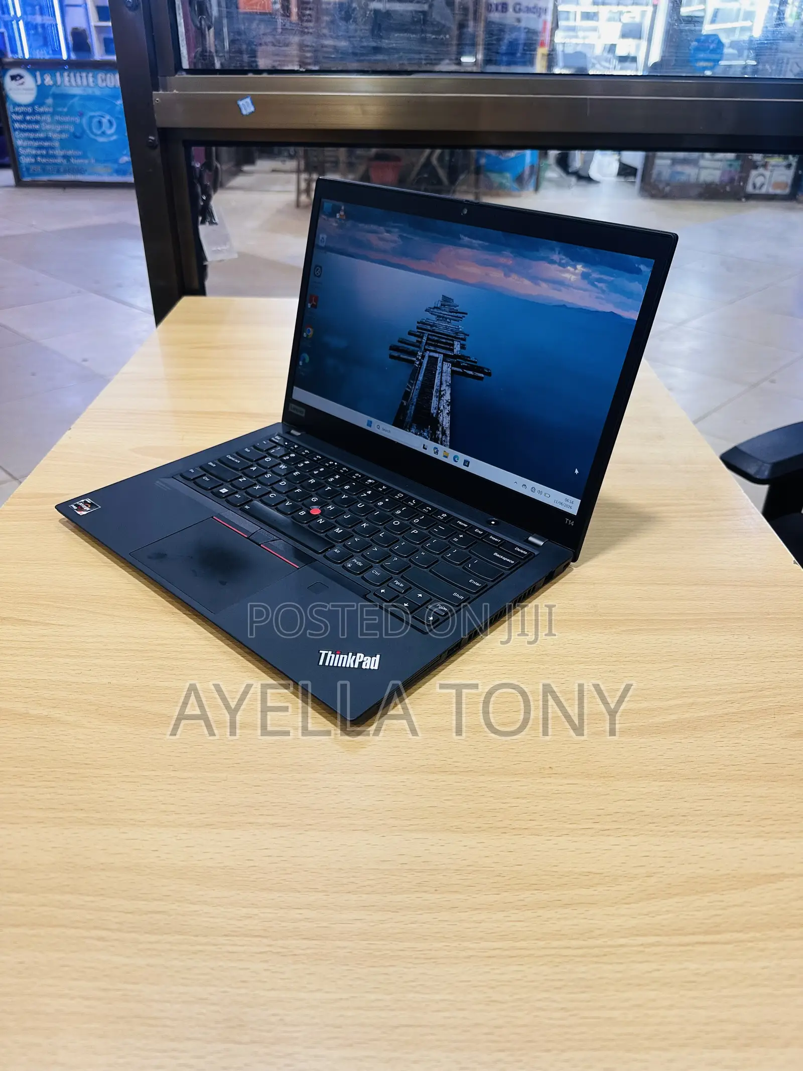 New Laptop Lenovo ThinkPad T14 G1 16GB AMD Ryzen 5 SSD 512GB