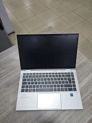 Laptop HP EliteBook x360 1040 G7 8GB Intel Core i7 SSD 512GB
