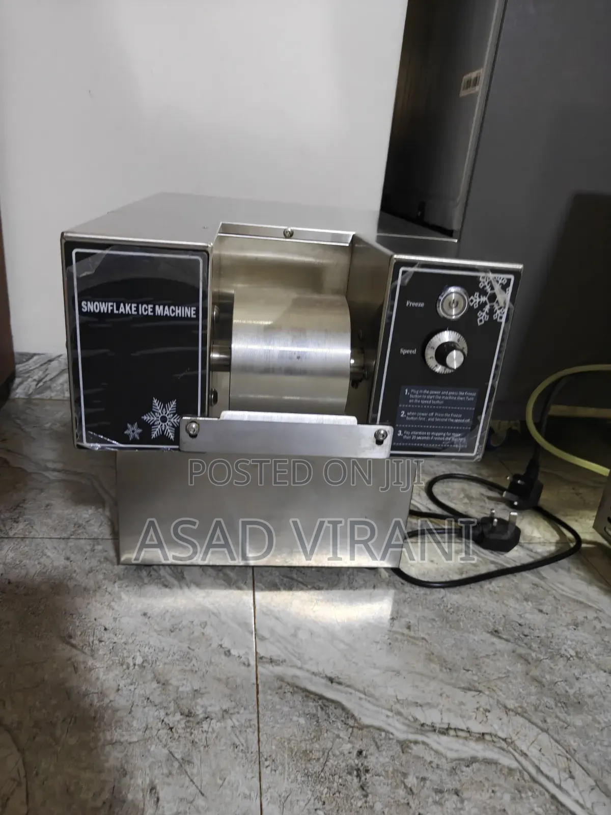 Snow Flakes Machine