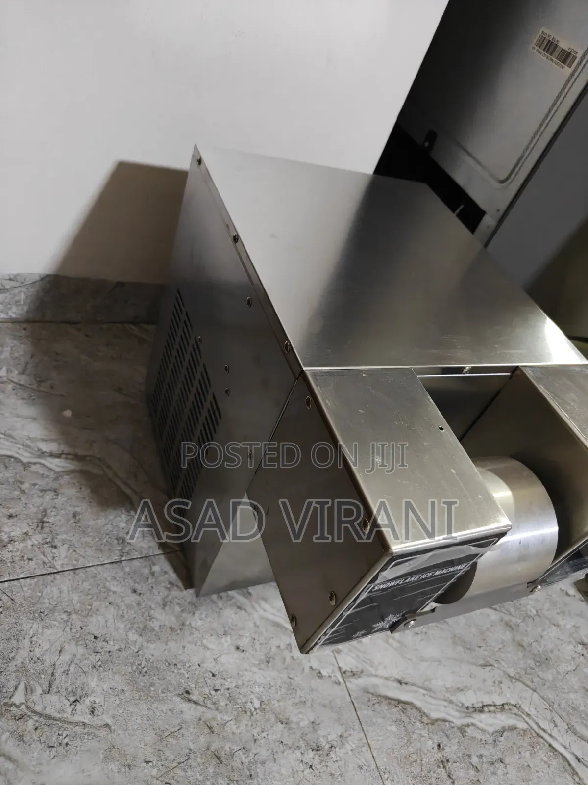 Snow Flakes Machine