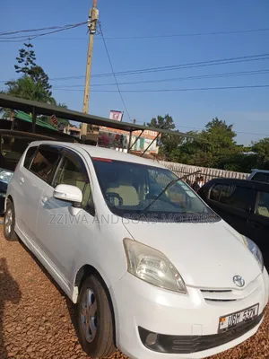 Toyota Passo Sette 2008 White