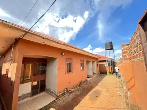 3bdrm Duplex in Division A for sale