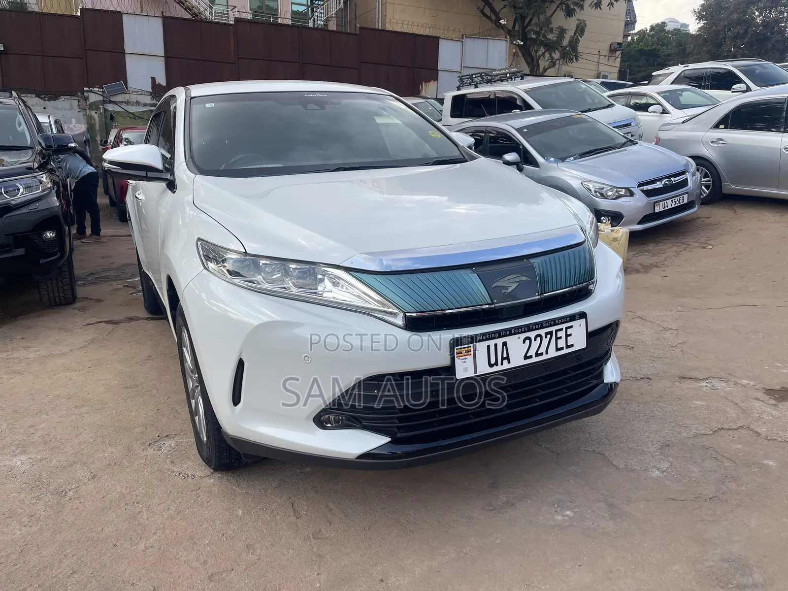 Toyota Harrier 2018 White