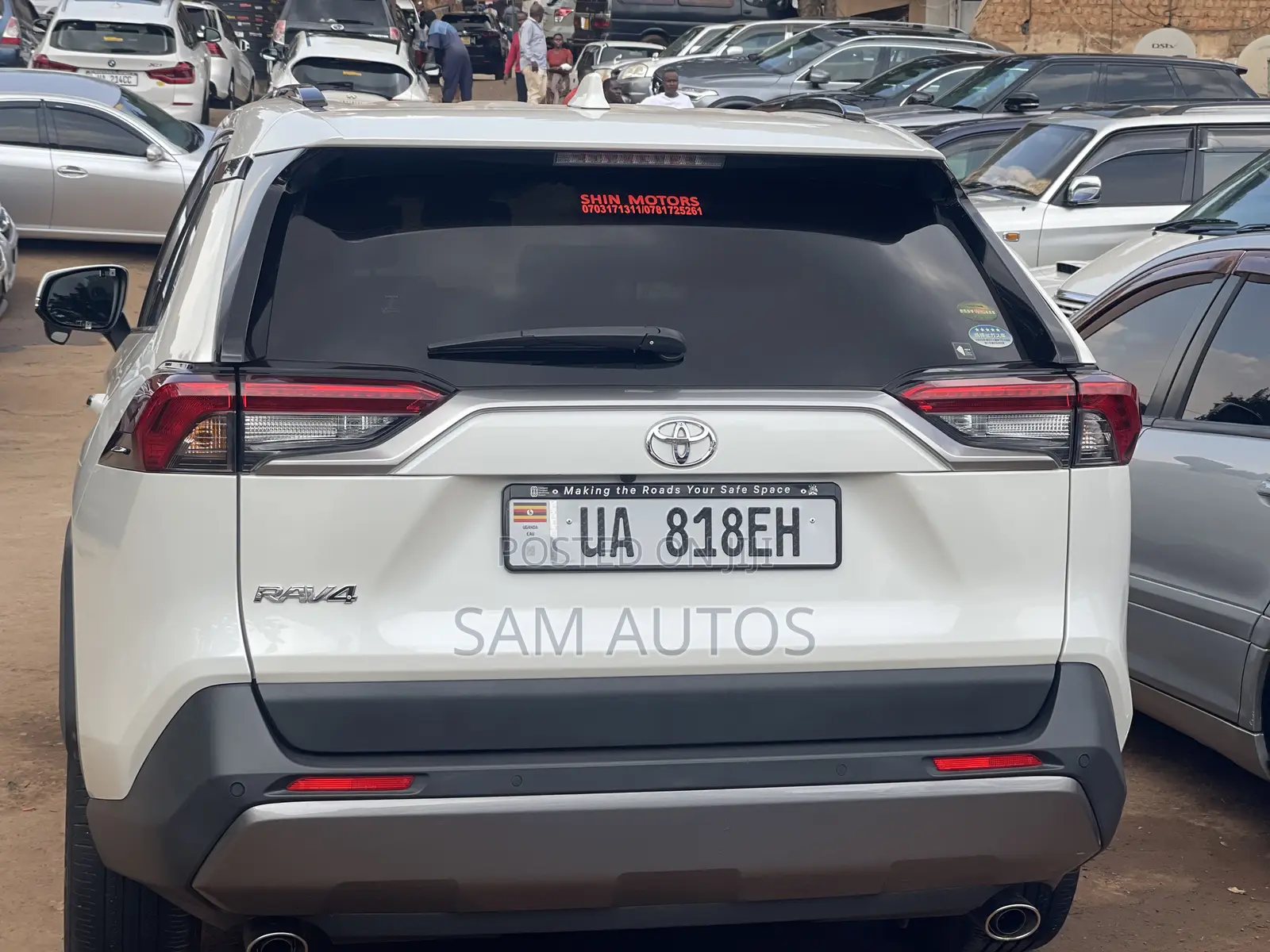 Toyota RAV4 2020 White