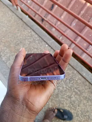 Apple iPhone 12 64 GB Purple