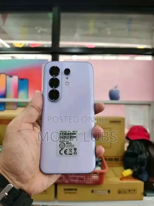 New Tecno Camon 50 Ultra 256 GB Pink
