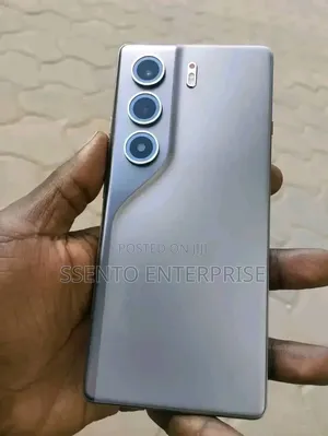 New Tecno Camon 40 Pro 4G 256 GB Gray