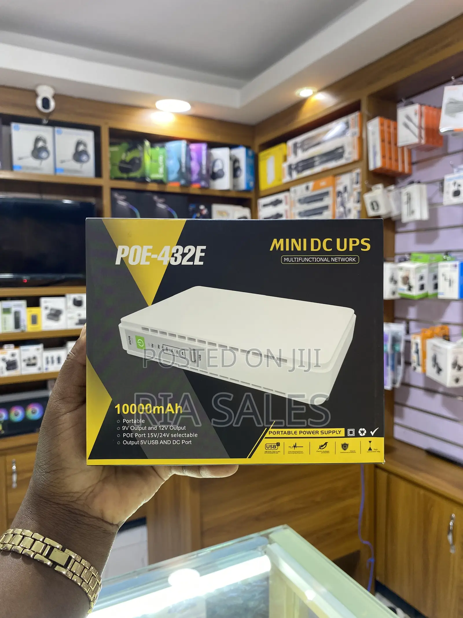 Poe-432e Mini Dc Ups With a 10000mah Battery Network Power Backup