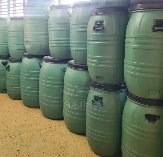 Outdoor Green Plastic Water Tank 135 Litres