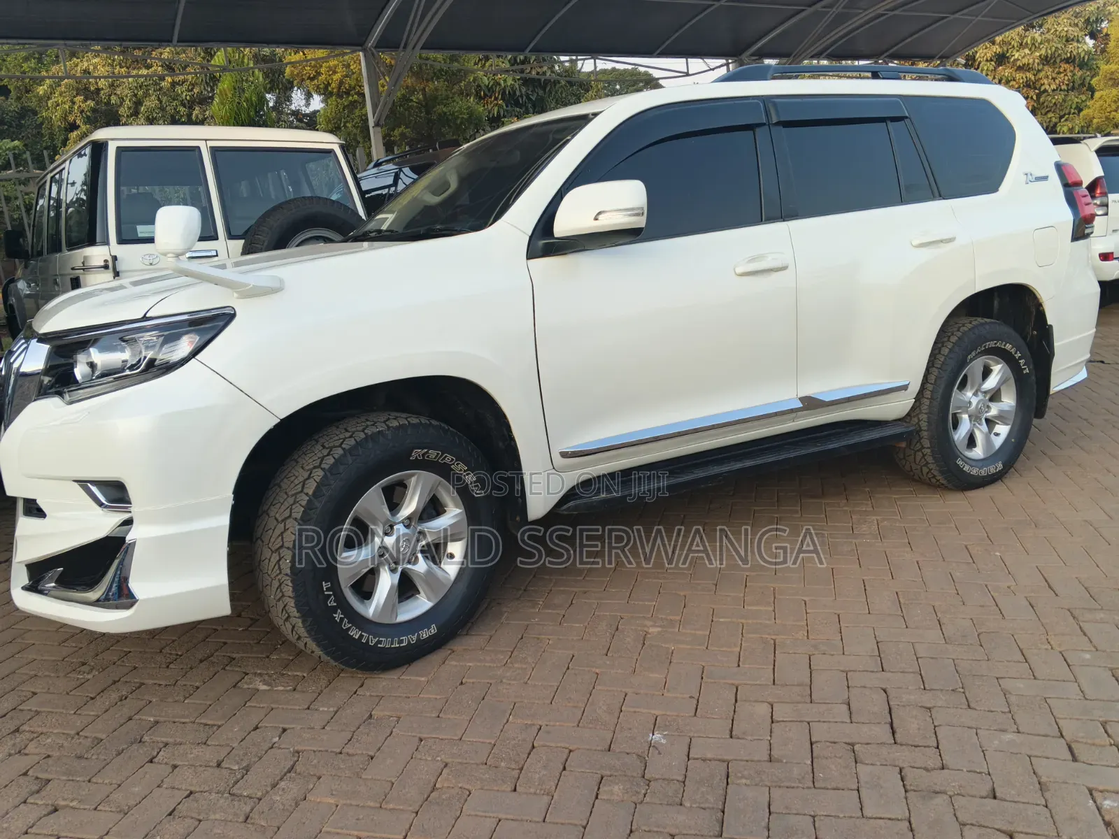 Toyota Land Cruiser Prado 2014 White