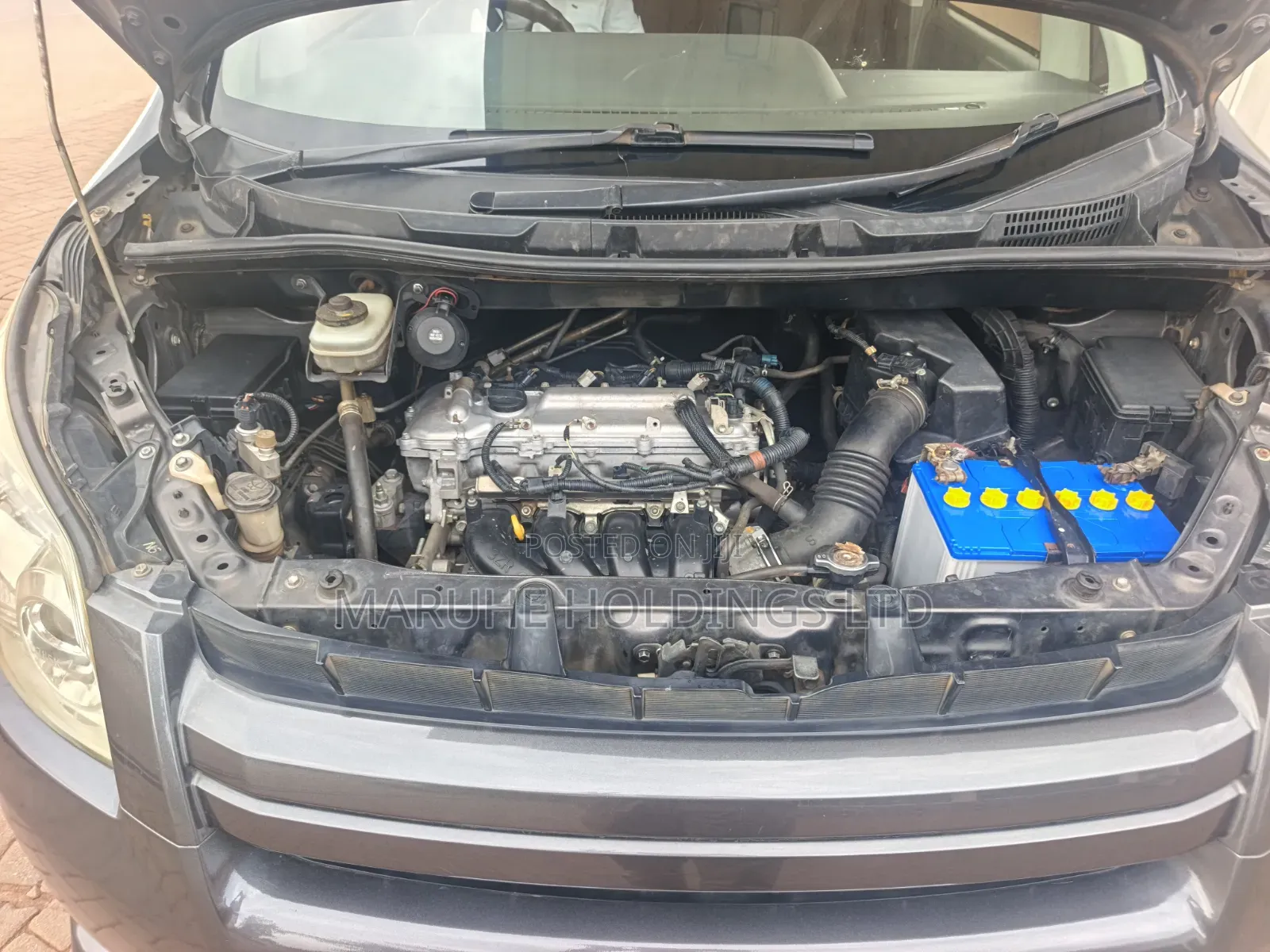 Toyota Noah 2009 Gray