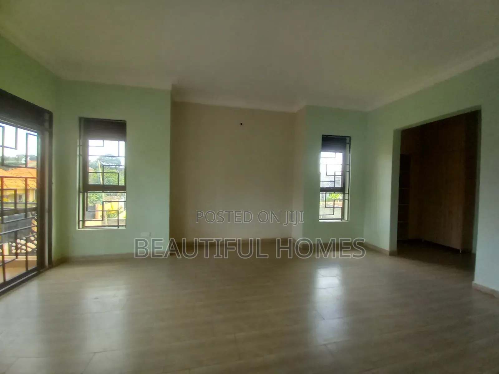 Furnished 4bdrm Duplex in Kira Posh Estate for sale
