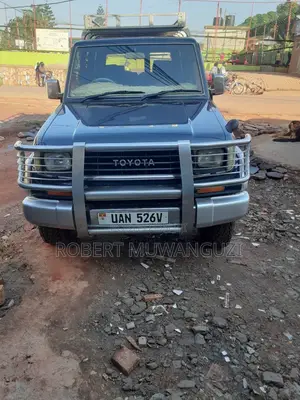 Toyota Land Cruiser Prado 1997 Black