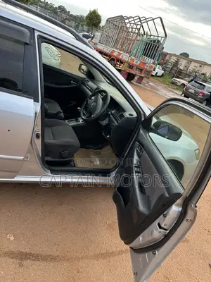 Toyota Corolla Fielder 2006 Silver