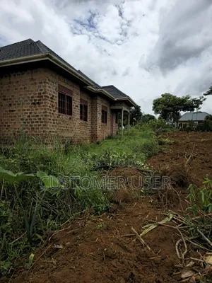 3bdrm House in Namulogo, Kasanje for sale