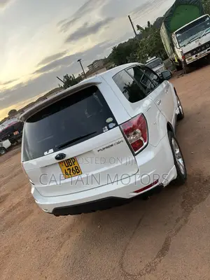 Subaru Forester 2010 White