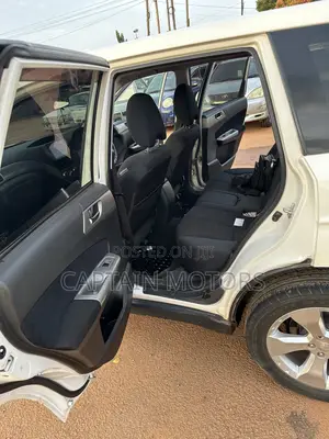 Subaru Forester 2010 White