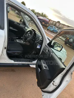 Subaru Forester 2010 White