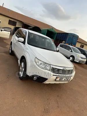 Subaru Forester 2010 White