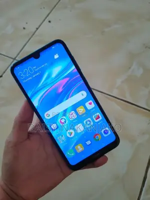 New Huawei Y7 32 GB Black