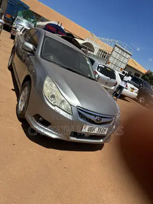 Subaru Legacy 2010 Silver