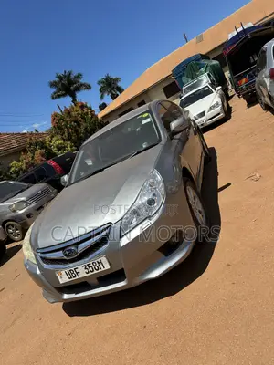 Subaru Legacy 2010 Silver
