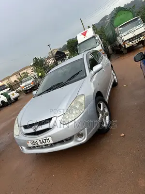 Toyota Caldina 2002 Silver