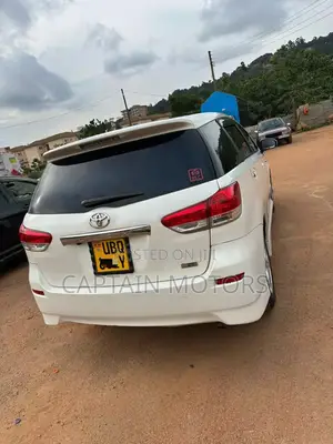 Toyota Wish 2011 White