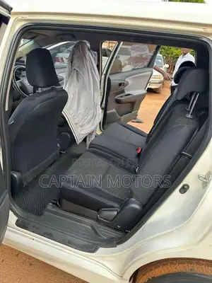 Toyota Wish 2011 White