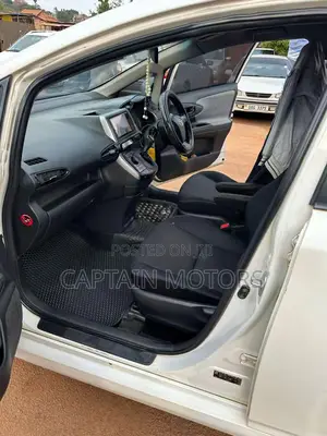 Toyota Wish 2011 White
